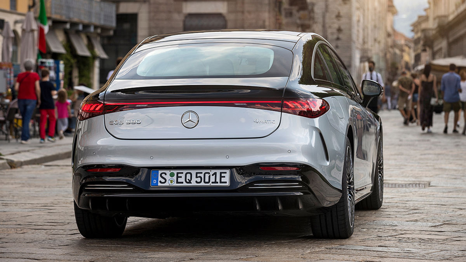 Η Mercedes EQS είναι από άλλο πλανήτη! 